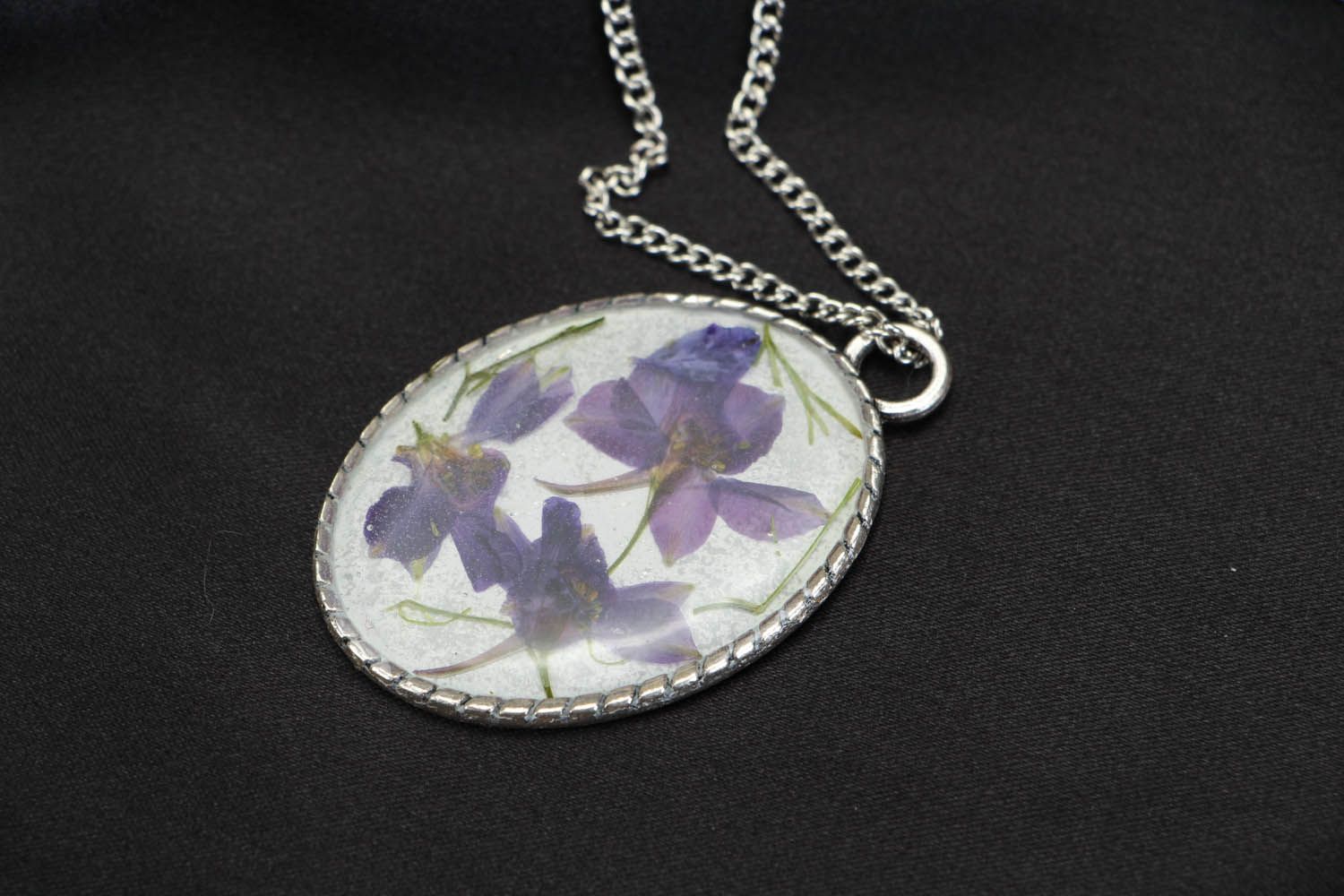 Pendant with natural flower photo 2