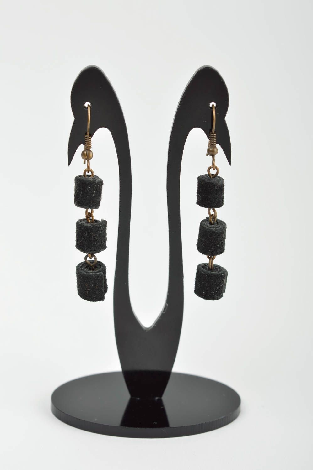 Handmade leather jewelry unusual stylish accessory elegant dangling earrings photo 2