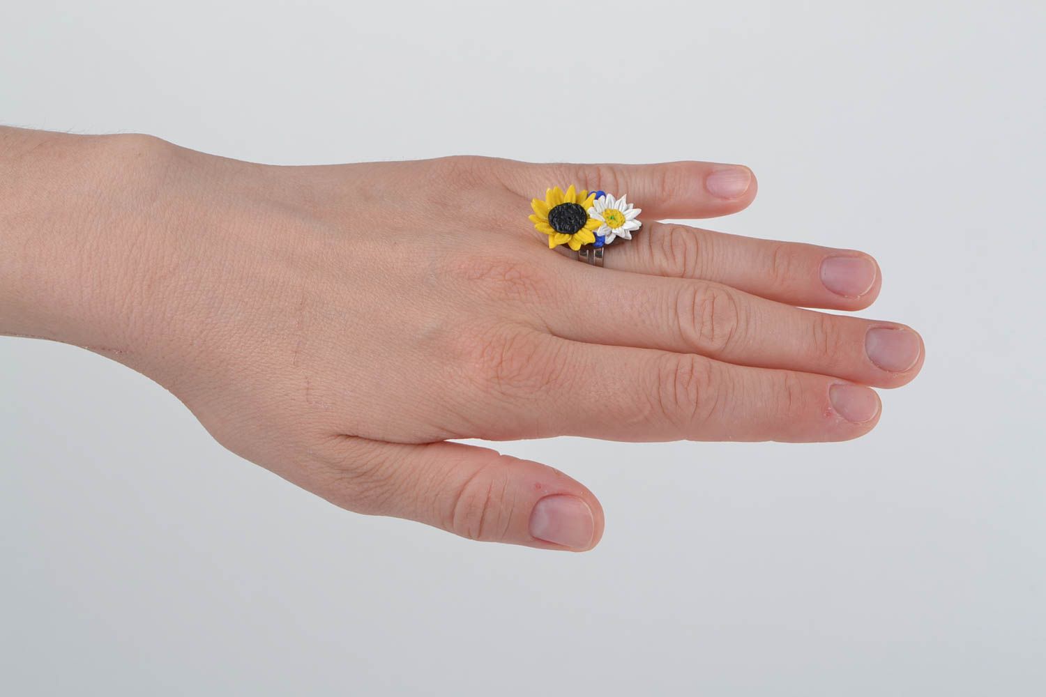 Beautiful handmade designer polymer clay flower ring Camomile and Sunflower photo 2