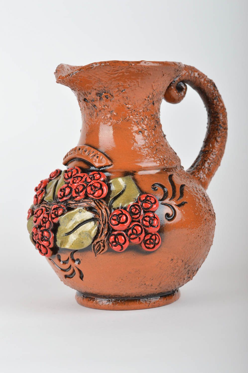 Cruche en argile peinte de glaçure faite main brun avec anse Roses 50 cl photo 1