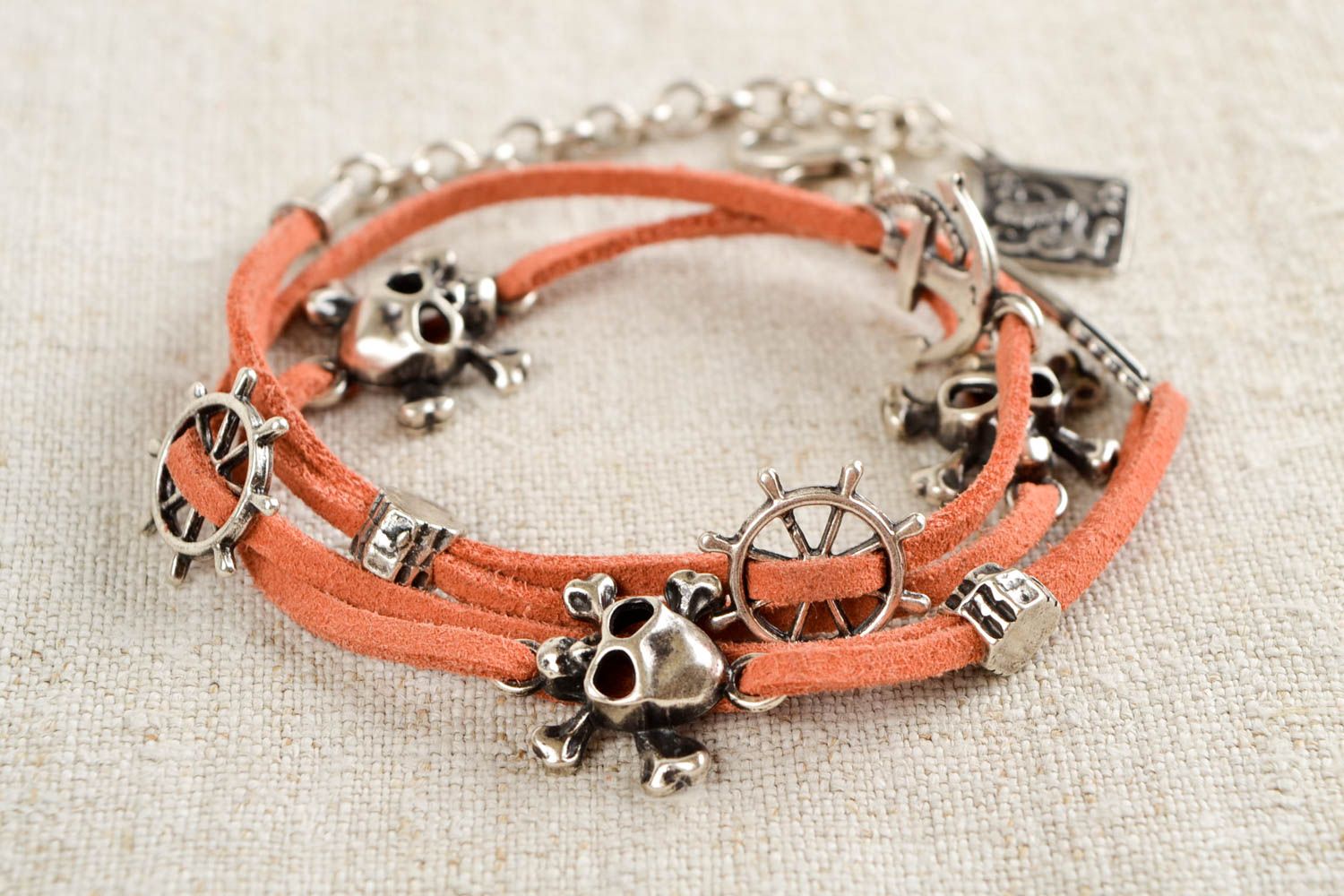 Handmade orange Schmuck Armband aus Metall Designer Schmuck Frauen Accessoire  foto 1