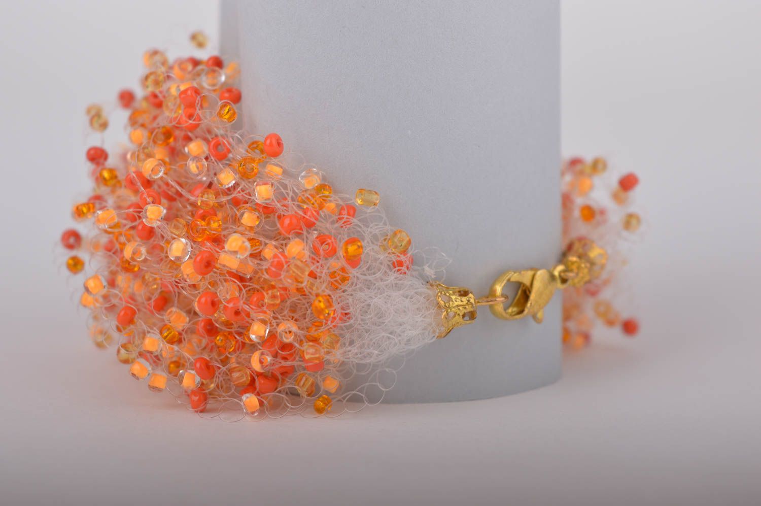 Bracelet orange Accessoire fait main large en perles de rocaille Cadeau femme photo 1