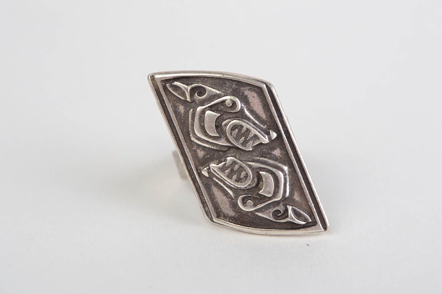 Handgemachter Metall Ring für Frauen schön oval mit zartem Muster im Ethno Stil foto 3