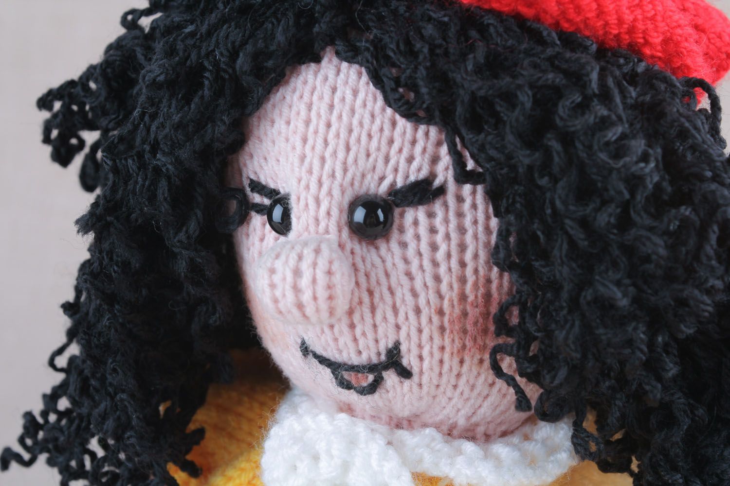 Knitted toy Prince photo 5