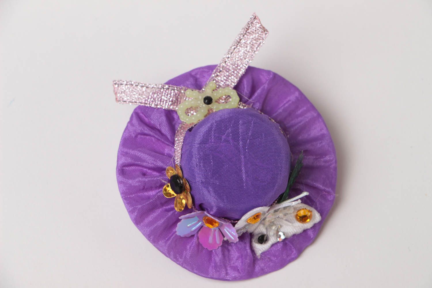 Handmade decorative hair band with tiny violet fabric top hat for little girls photo 3