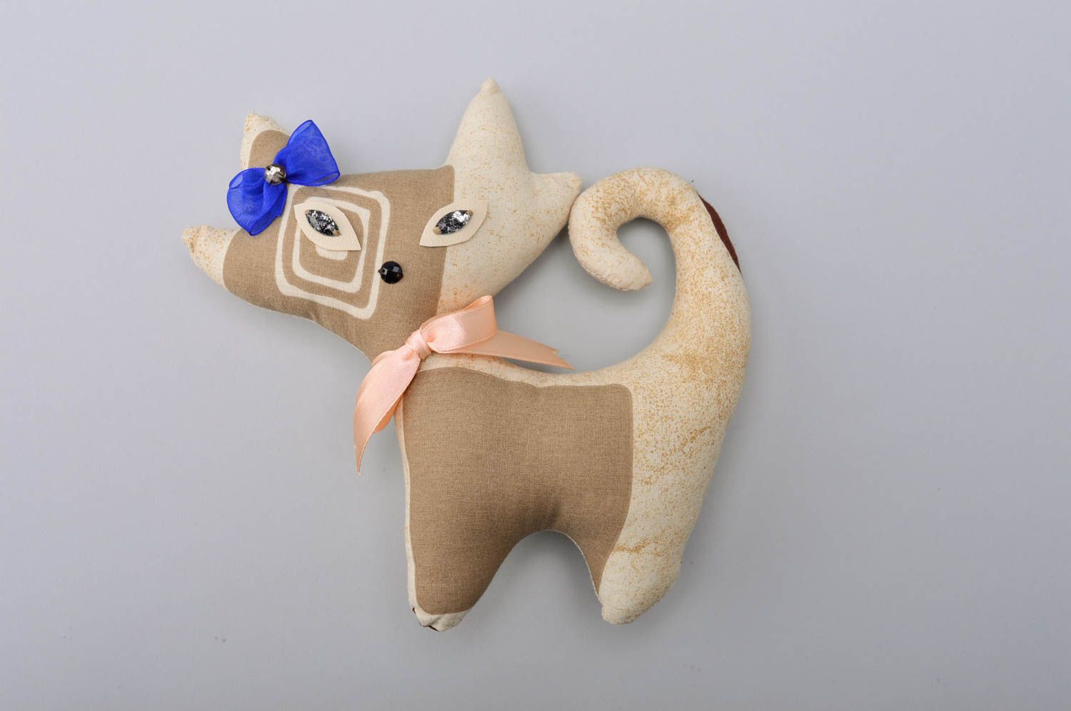 Plüschtier Katze handmade Spielzeug aus Stoff Geburtstag Geschenk Stoff Tier foto 2