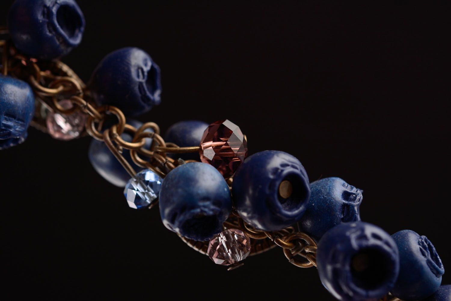 Dunkel blaues Armband aus Polymerton foto 4