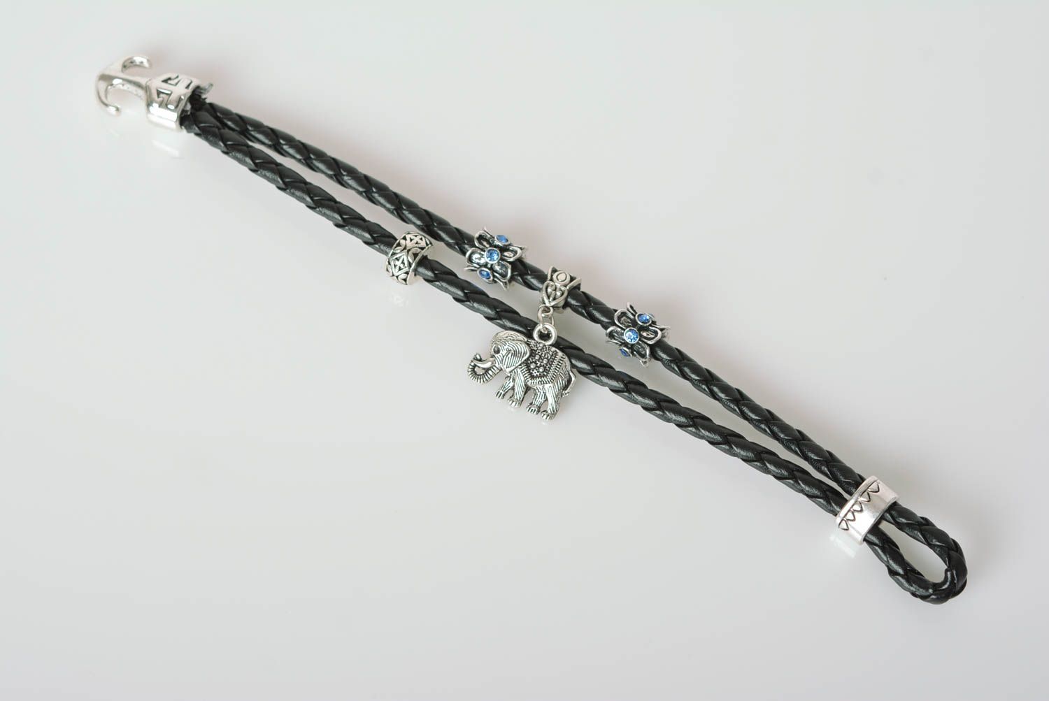 Handgemachter Schmuck Damen Armband Designer Accessoire Armband mit Anhänger foto 5