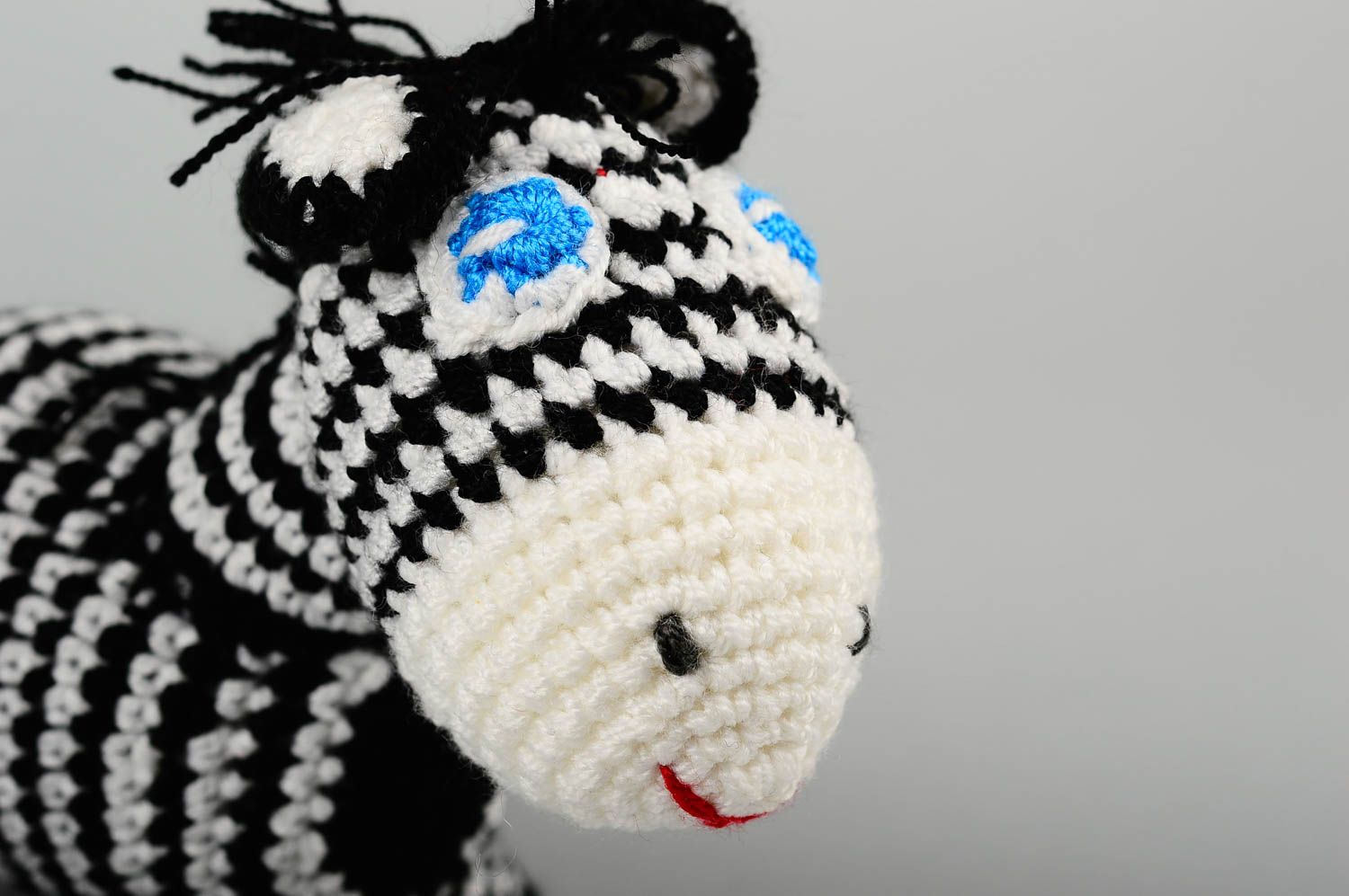 Jouet zèbre fait main Peluche tricot en fils de coton au crochet Déco chambre photo 5