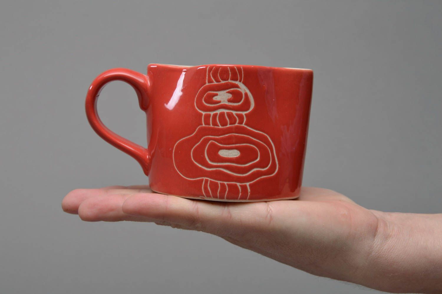 Square shaped ceramic glazed coffee cup in red and beige color photo 4
