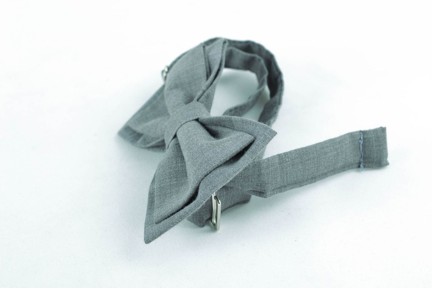 Cotton bow tie of gray color photo 5