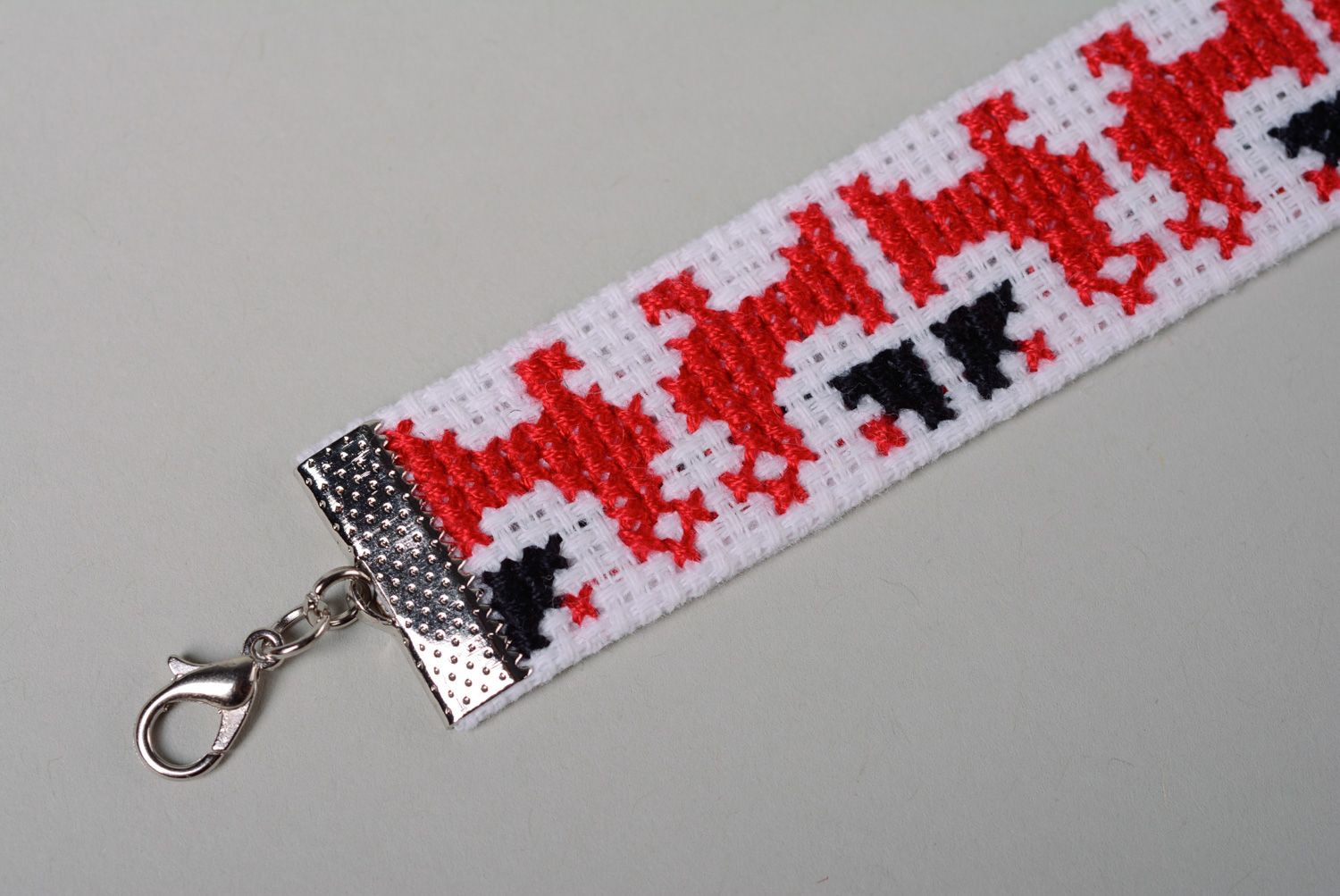 Handmade women's wrist bracelet with embroidery in white and red colors  photo 3