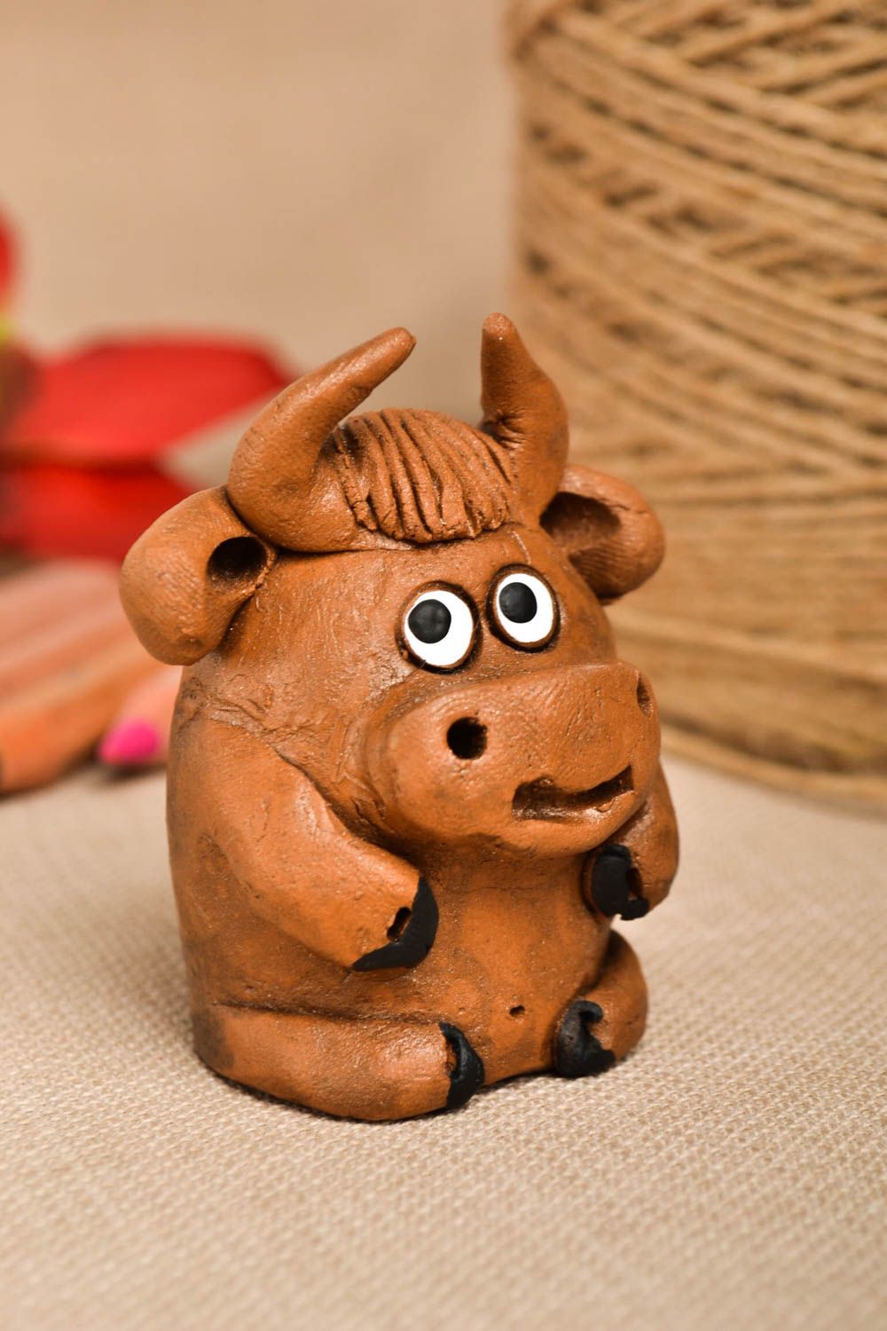 Figura de barro artesanal decoración de hogar ecológica regalo para amigos Vaca foto 1