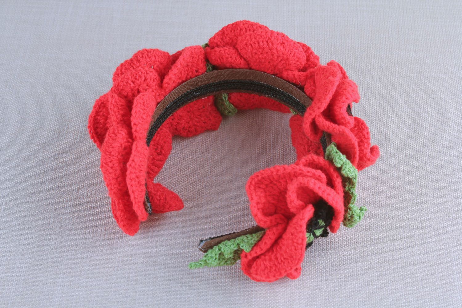 Handmade crocheted headband photo 4
