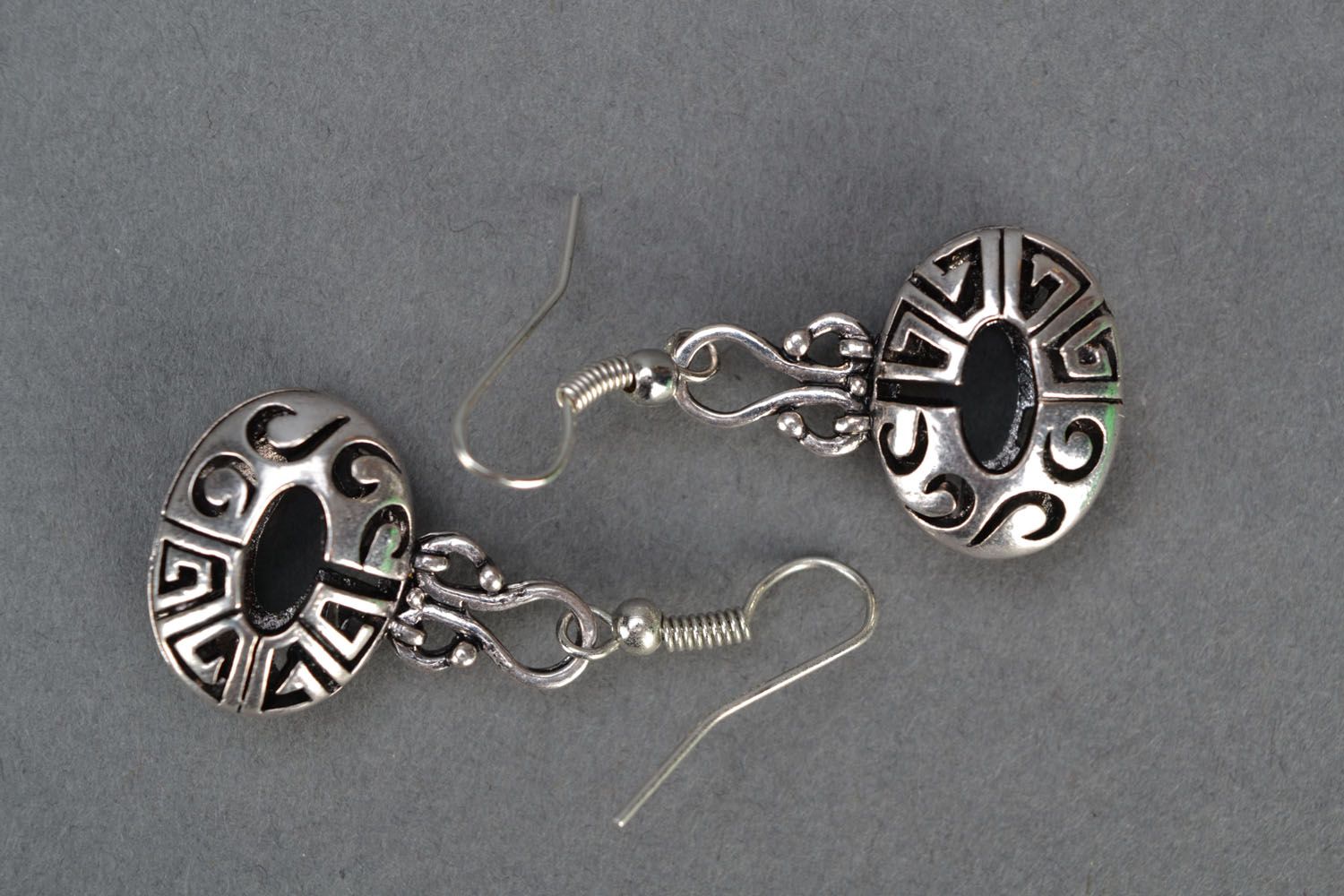 Women's earrings made of metal photo 2
