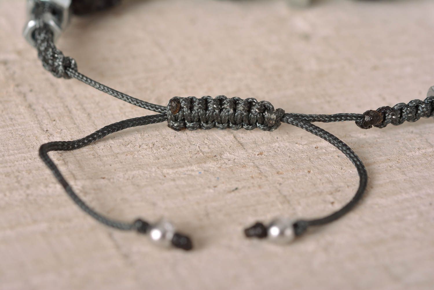 Hand-woven bracelet handmade macrame jewelry thread bracelet for girls photo 3