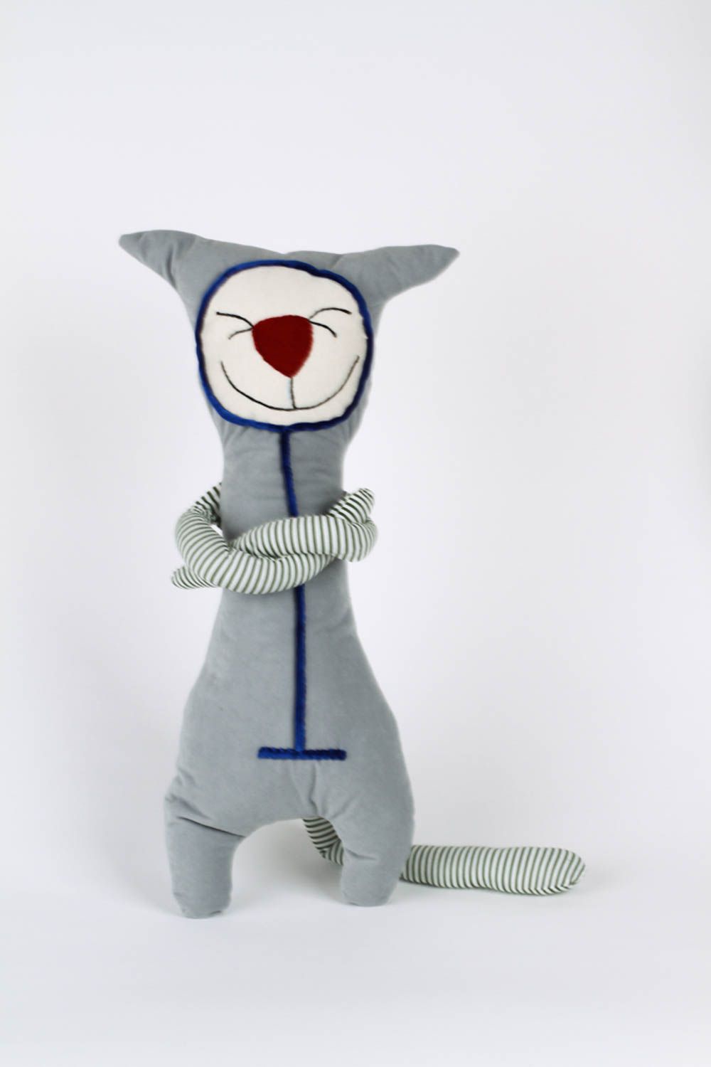 Peluche chat amusant Jouet fait main en tissu design original Cadeau enfant photo 3