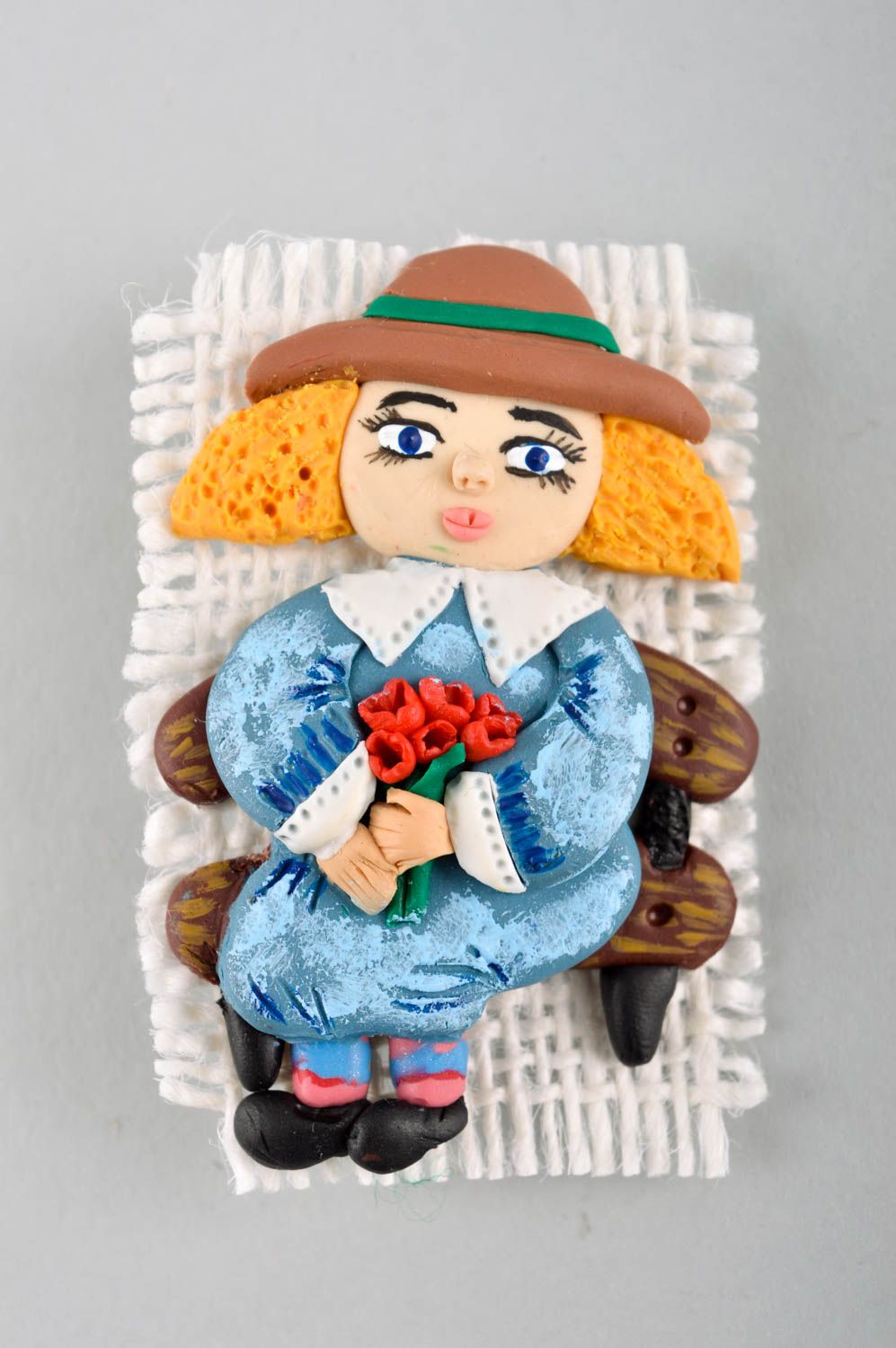 Broche design Bijou fait main figurine originale toile de coton Accessoire femme photo 2