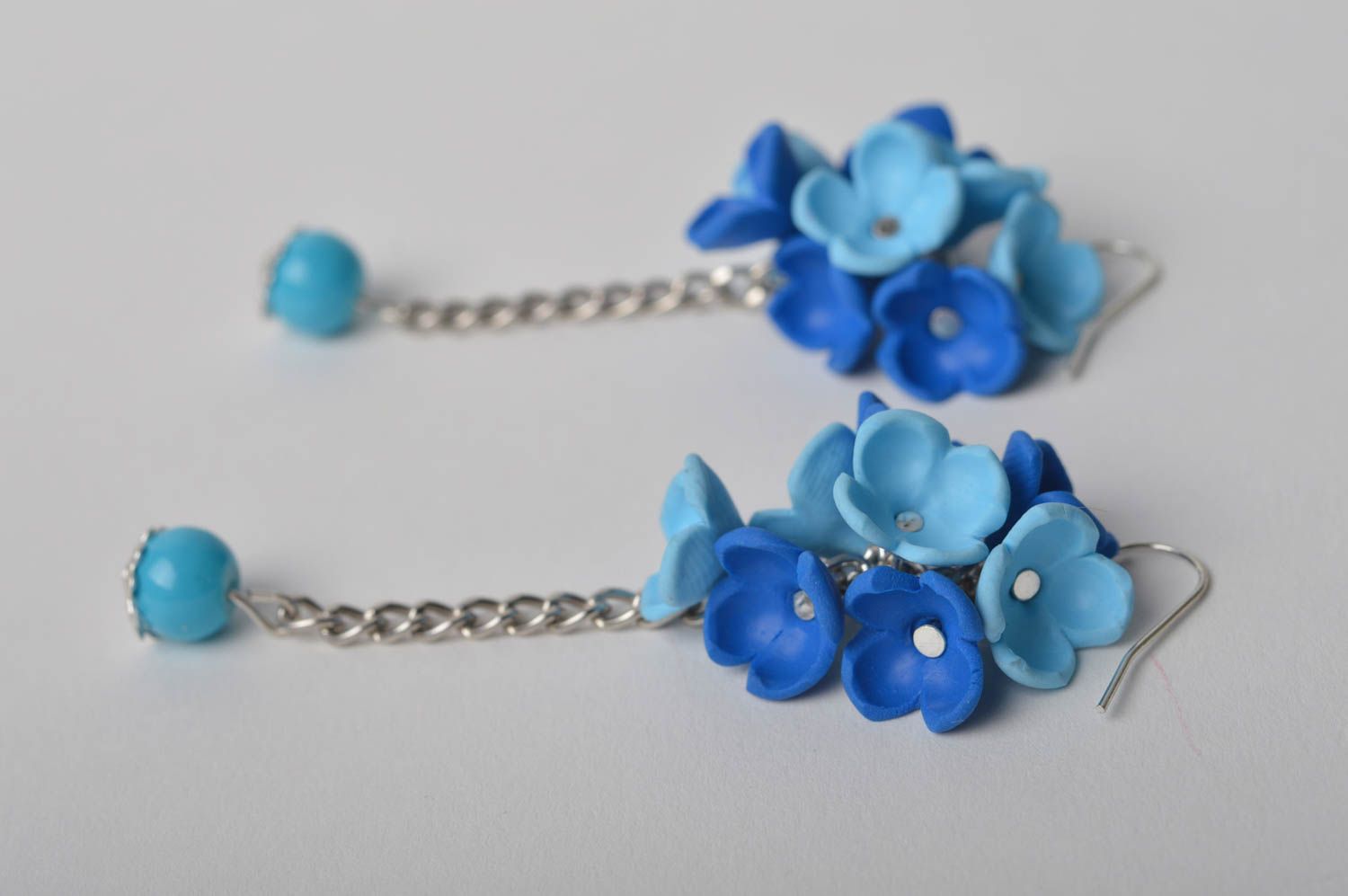 Boucles d'oreilles pendantes Bijou fait main fleurs bleues Cadeau femme photo 4