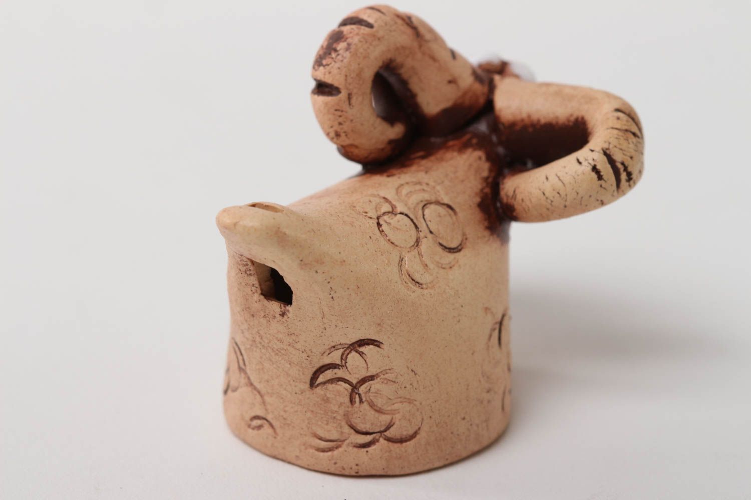 Свистулька из глины хэнд мэйд керамическая свистулька глиняная игрушка Баран фото 4