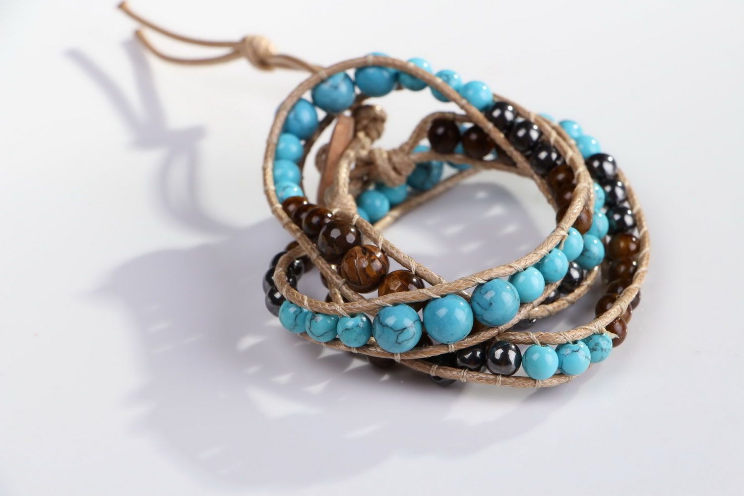 Handmade Armband aus Tigerauge, Hematit und Türkis foto 2