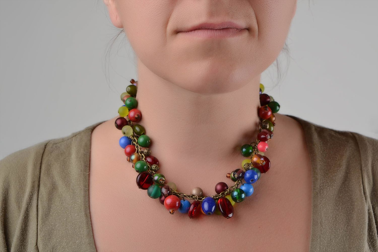 Handmade metal chain designer necklace with colorful glass beads for women photo 2