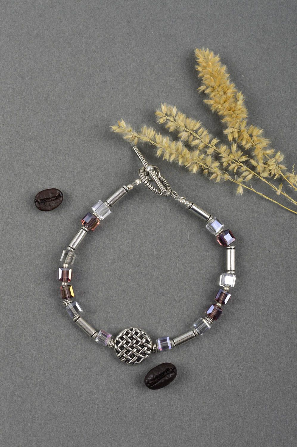 Bracelet cristaux et métal Bijou fait main design élégant Cadeau pour femme photo 1