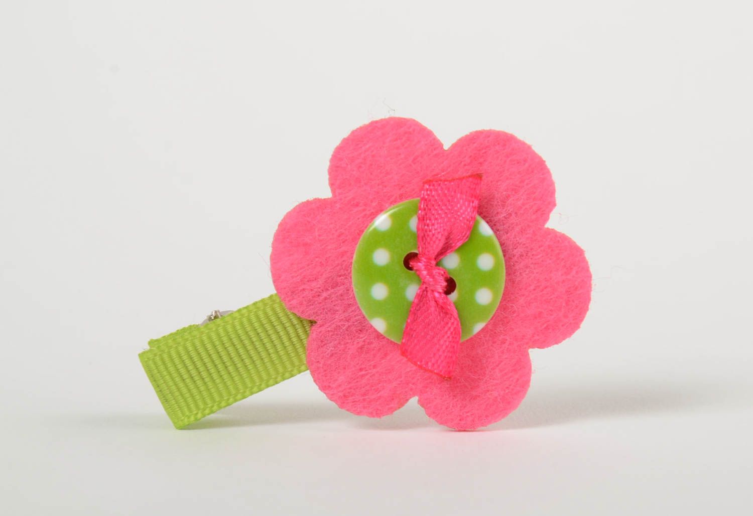 Pinza para el pelo de tela infantil artesanal de colores verde y rosado foto 4