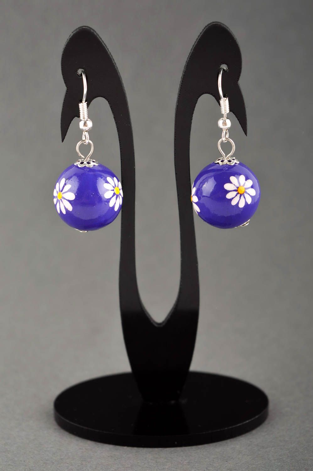 Boucles d'oreilles boules Bijou fait main violettes en céramique Cadeau femme photo 1
