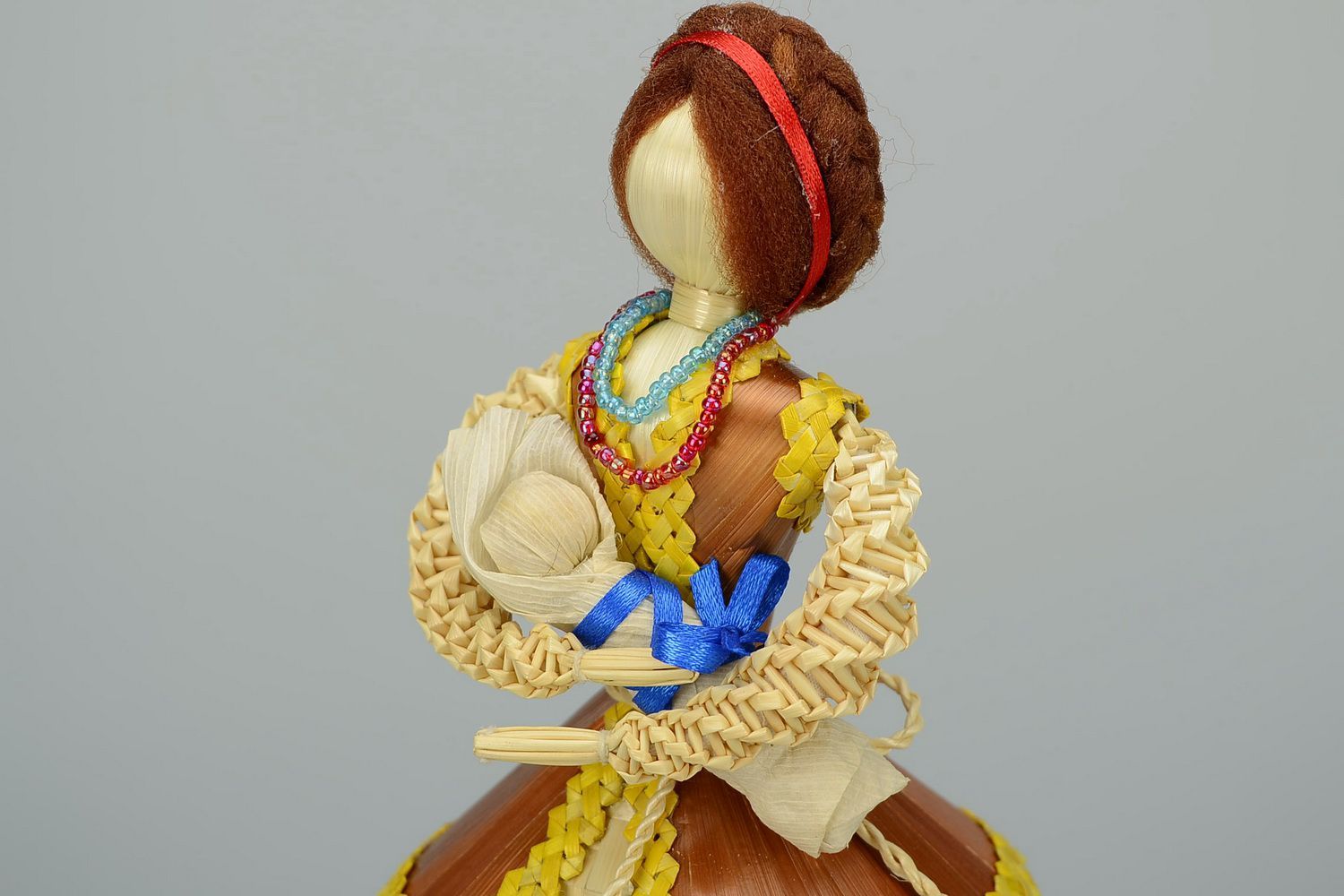 Straw doll Mother photo 1