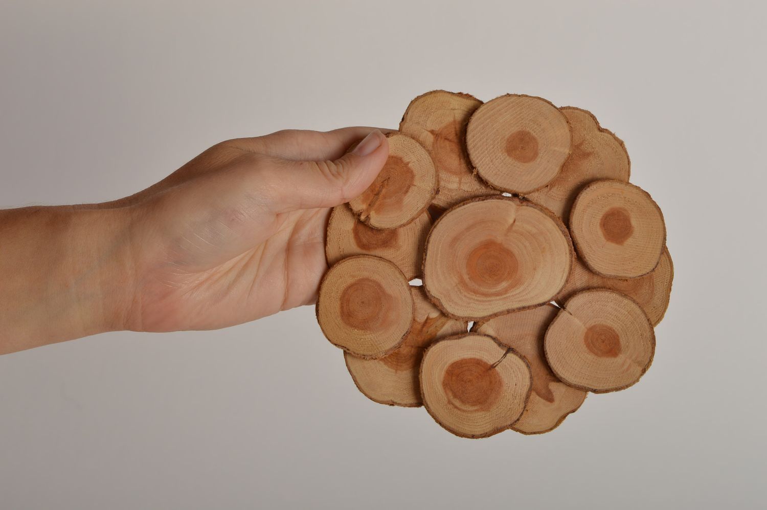 Untersetzer Holz handgeschaffen Deko für Küche originelles Geschenk für Frau foto 2
