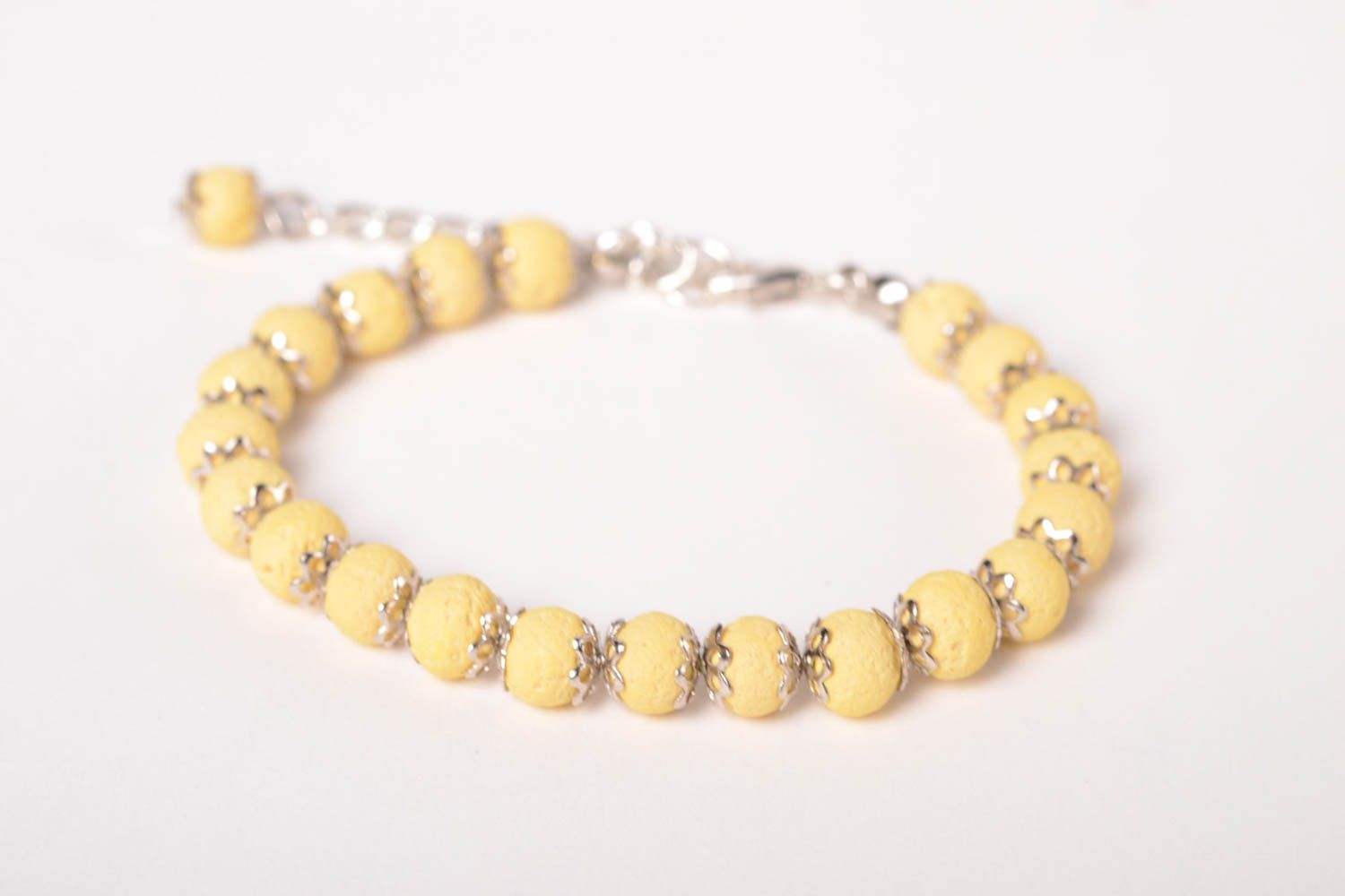 Bracelet pate polymere Bijou fait main jaune cadeau Accessoire femme design photo 1