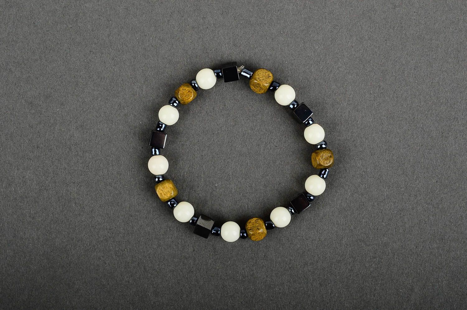 Bracelet perles fantaisie fait main Bijou design Accessoire pour femme photo 1