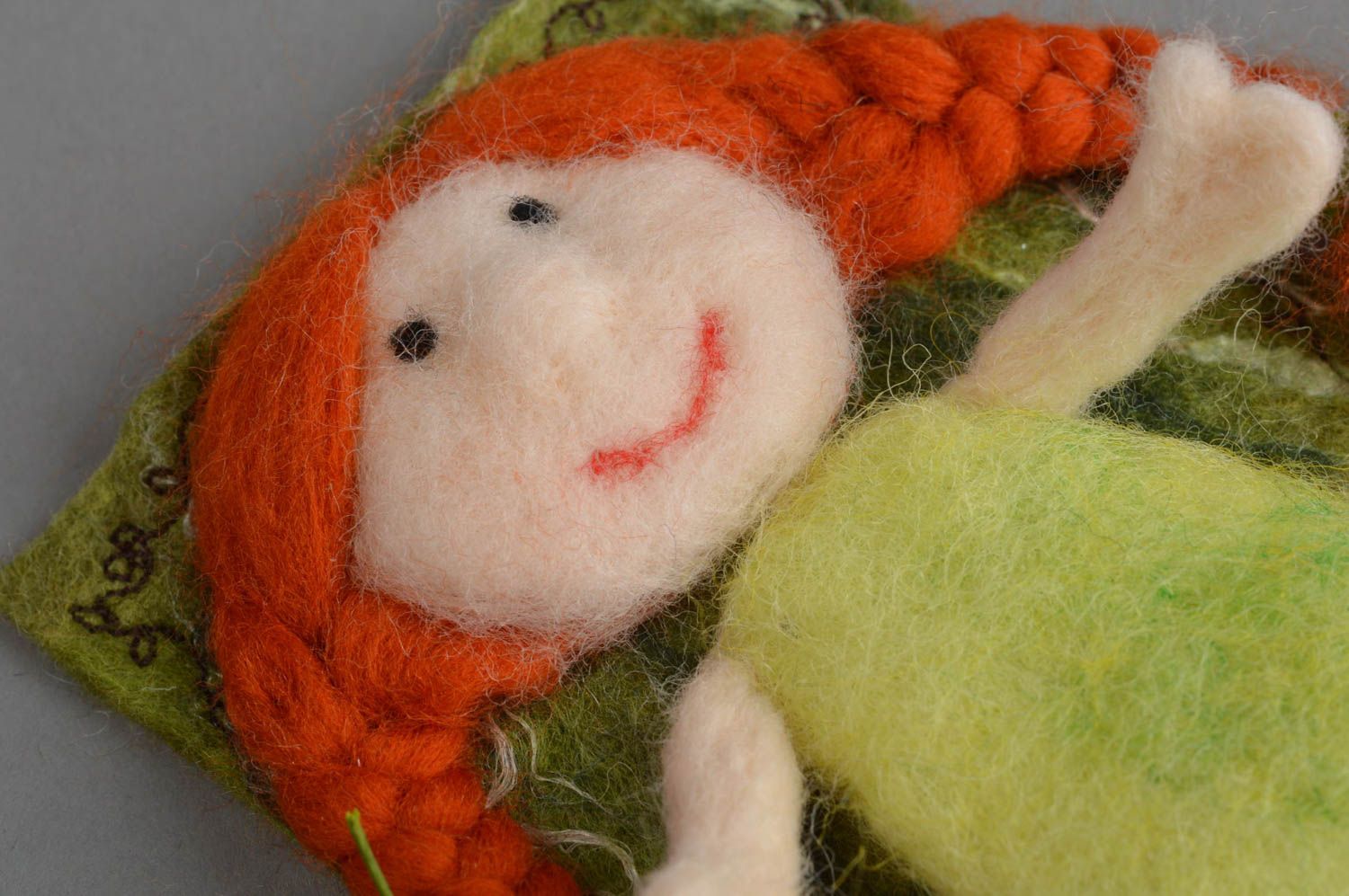 Schöner Textil Kühlschrankmagnet Mädchen handmade Schmuck für Interieur  foto 4