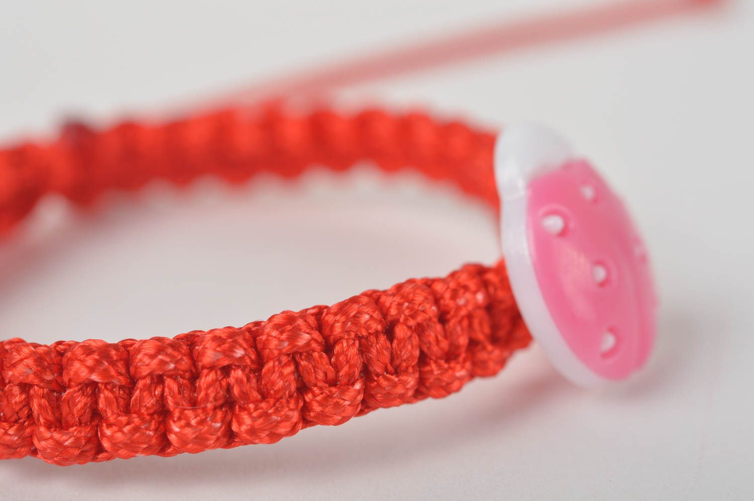 Браслет ручной работы браслет из шнурков плетеный браслет детский Божья коровка фото 4