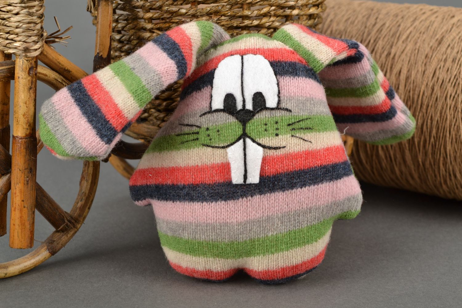 Doudou tricoté artisanal rayé Lapin photo 1
