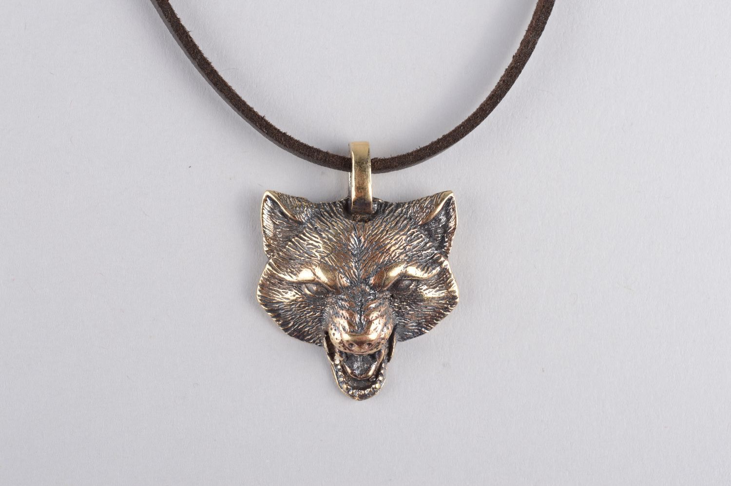 Handmade designer wolf pendant unusual metal jewelry elite unisex accessory photo 5