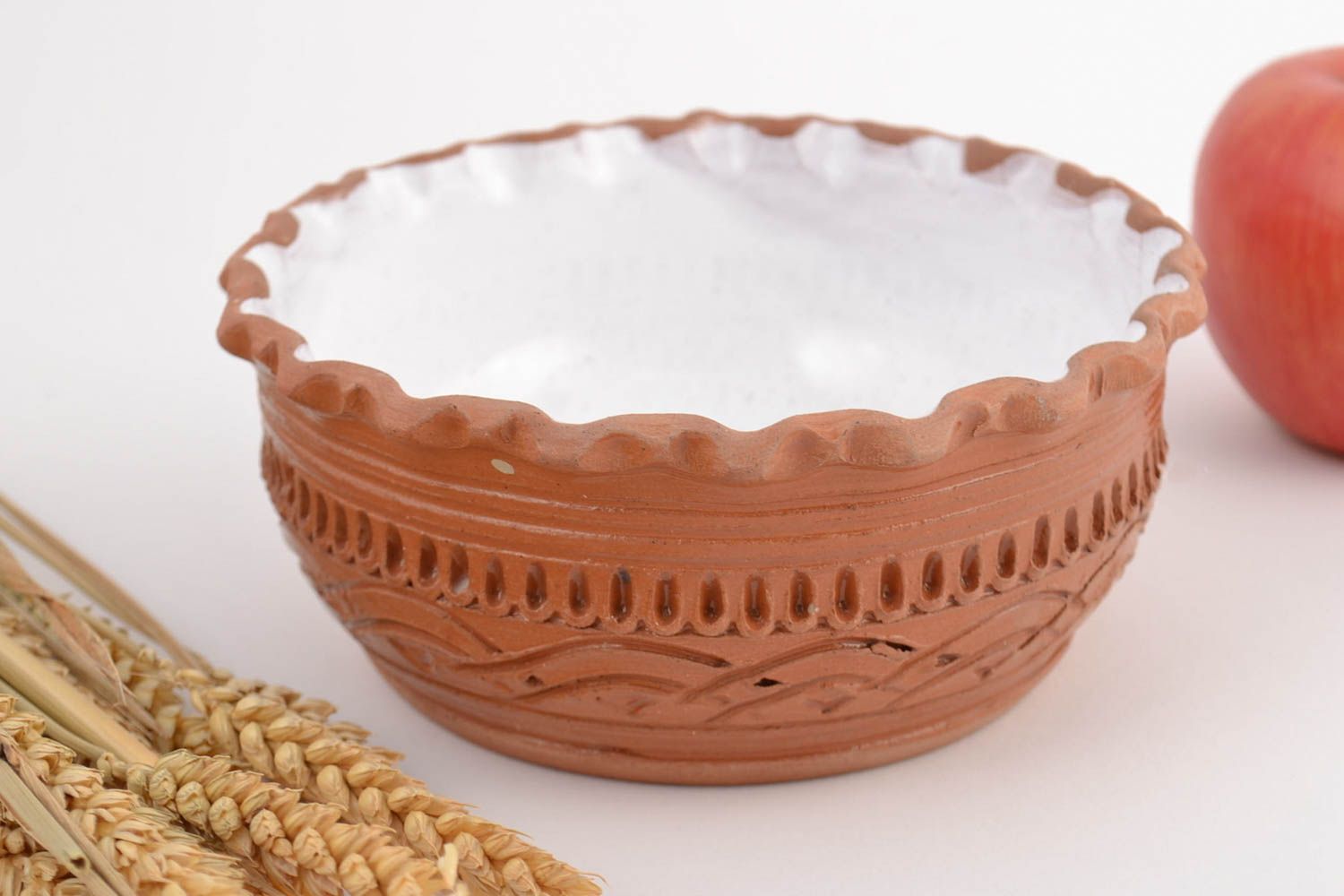 Handmade ornamented ceramic bowl kilned with milk with white glaze inside 500 ml photo 1