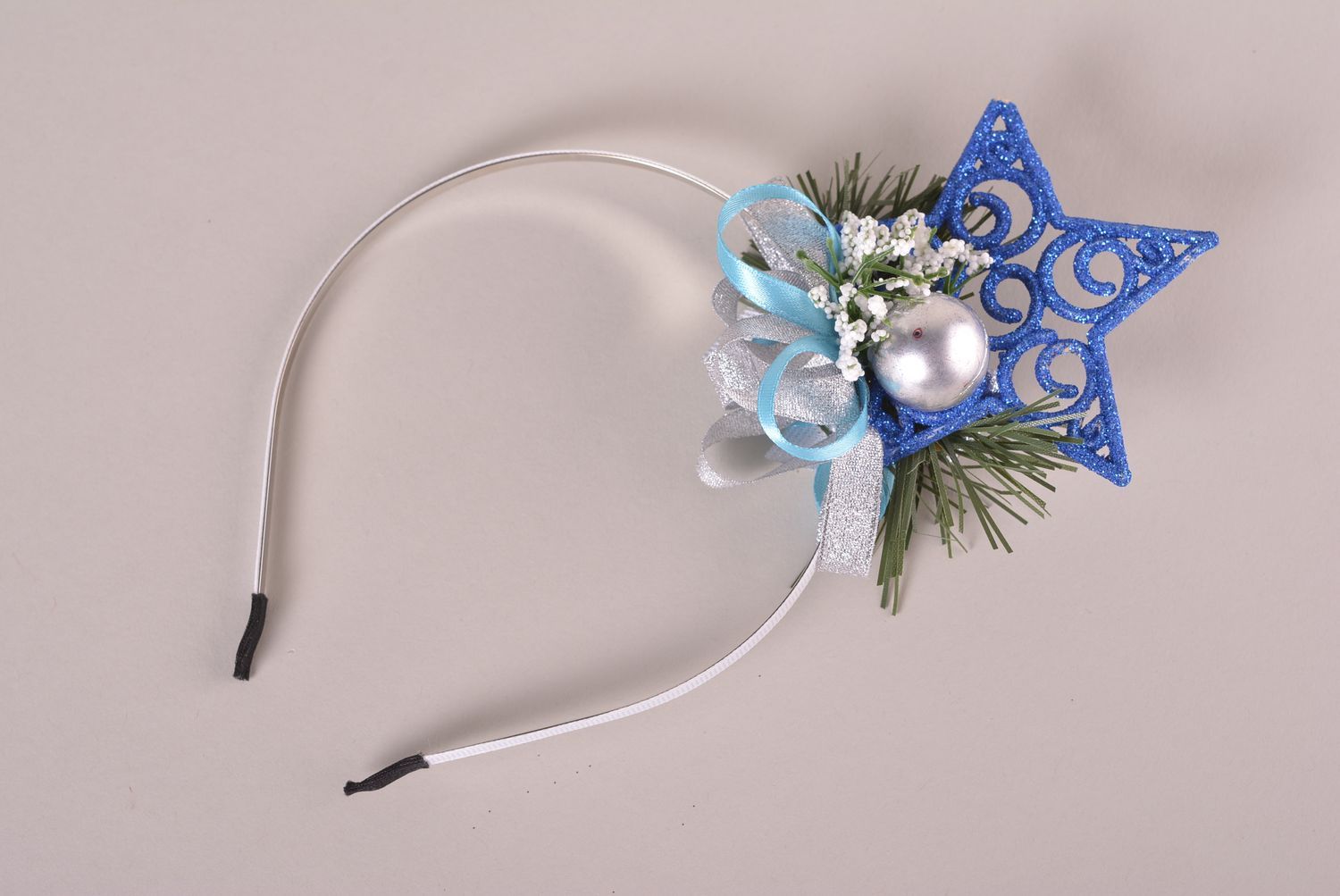 Handmade designer hairband stylish festive Christmas accessory cute hairband photo 1