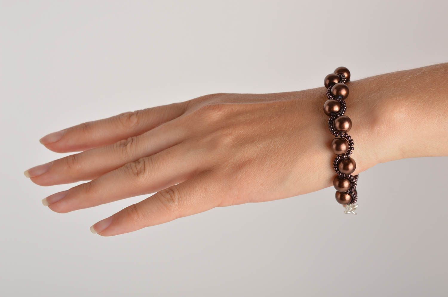 Handmade thin designer bracelet stylish beaded bracelet elegant accessory photo 5