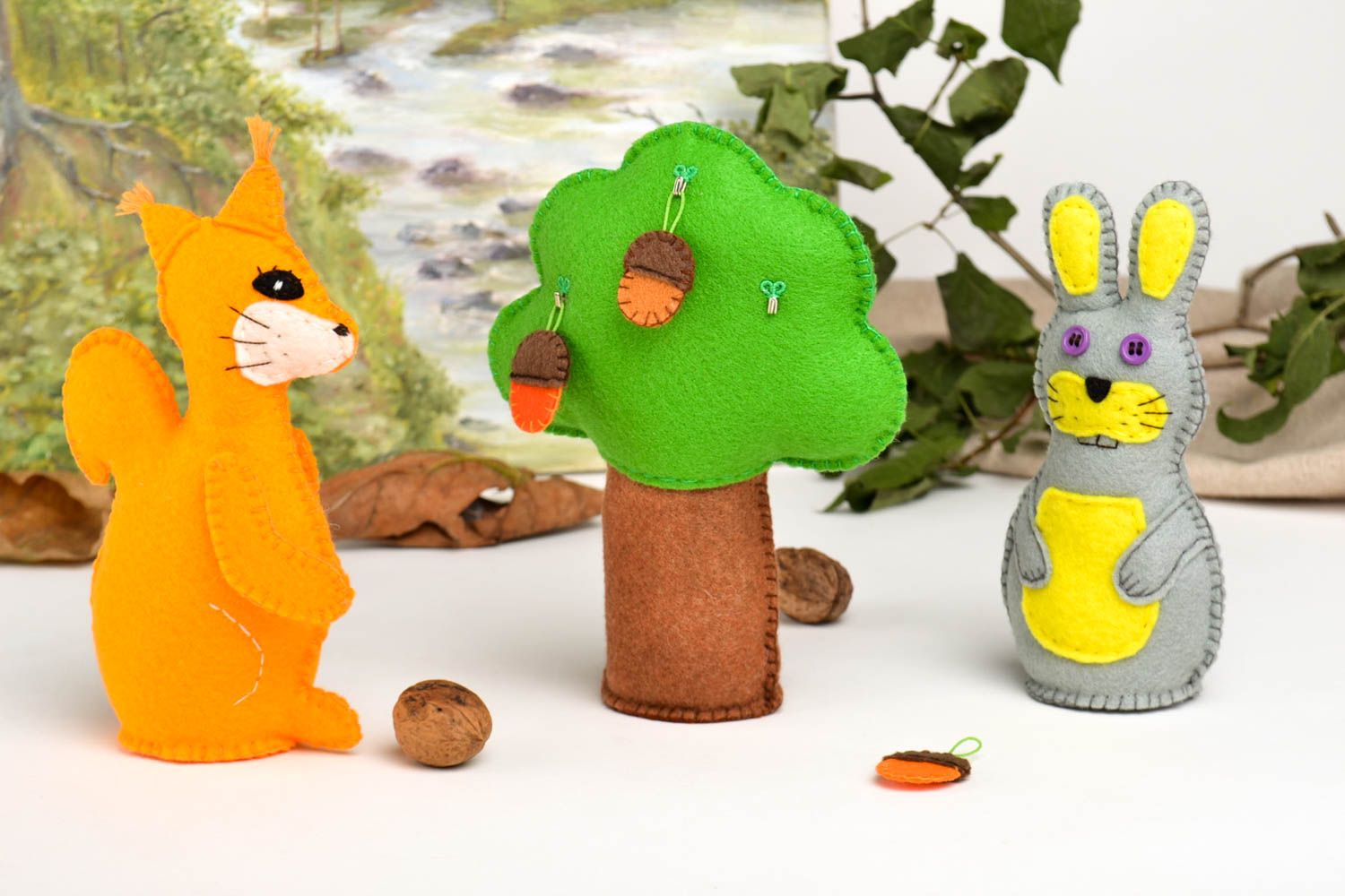 Игрушки ручной работы белочка дуб и заяц фетровые игрушки декор для дома фото 1
