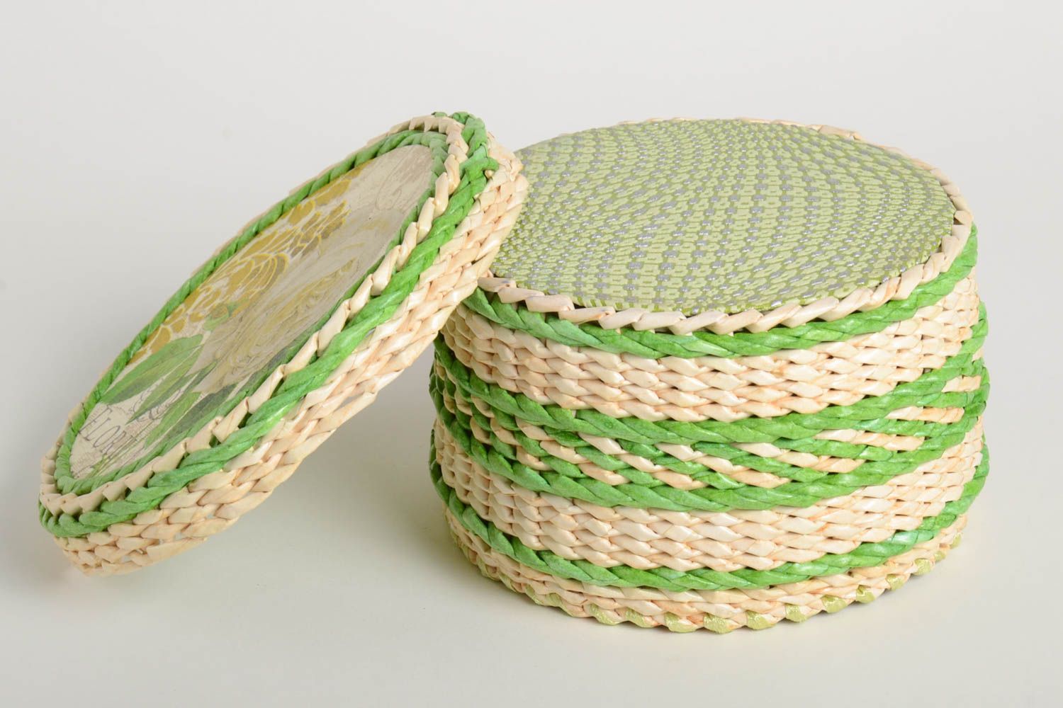 Beautiful handmade paper basket jewelry box design newspaper craft gift ideas photo 4