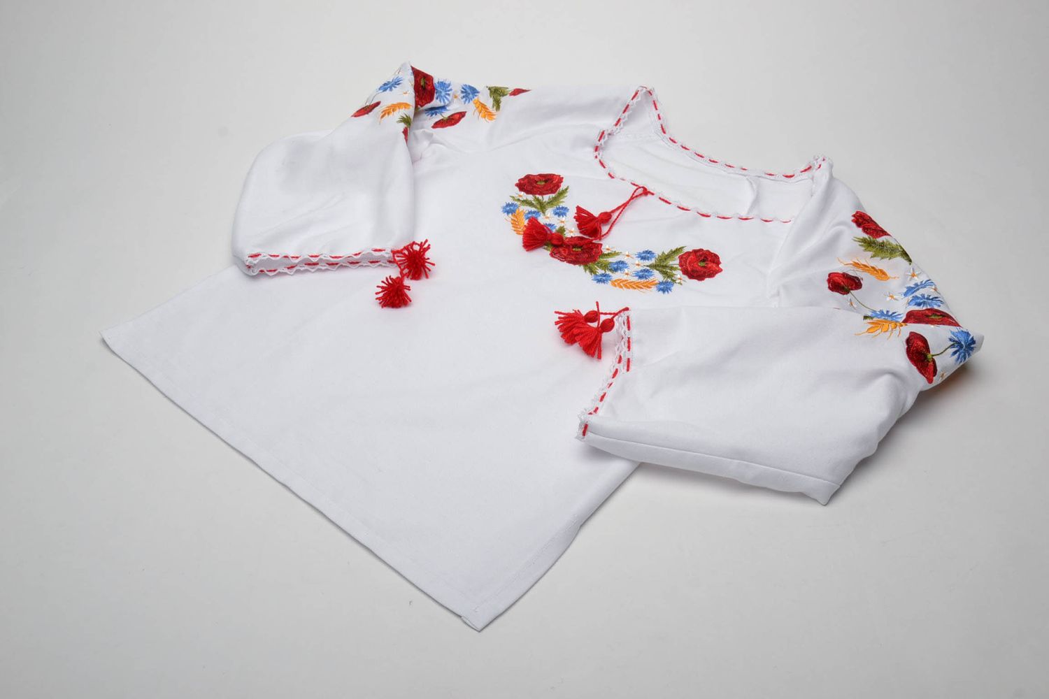 Embroidered blouse for child photo 5