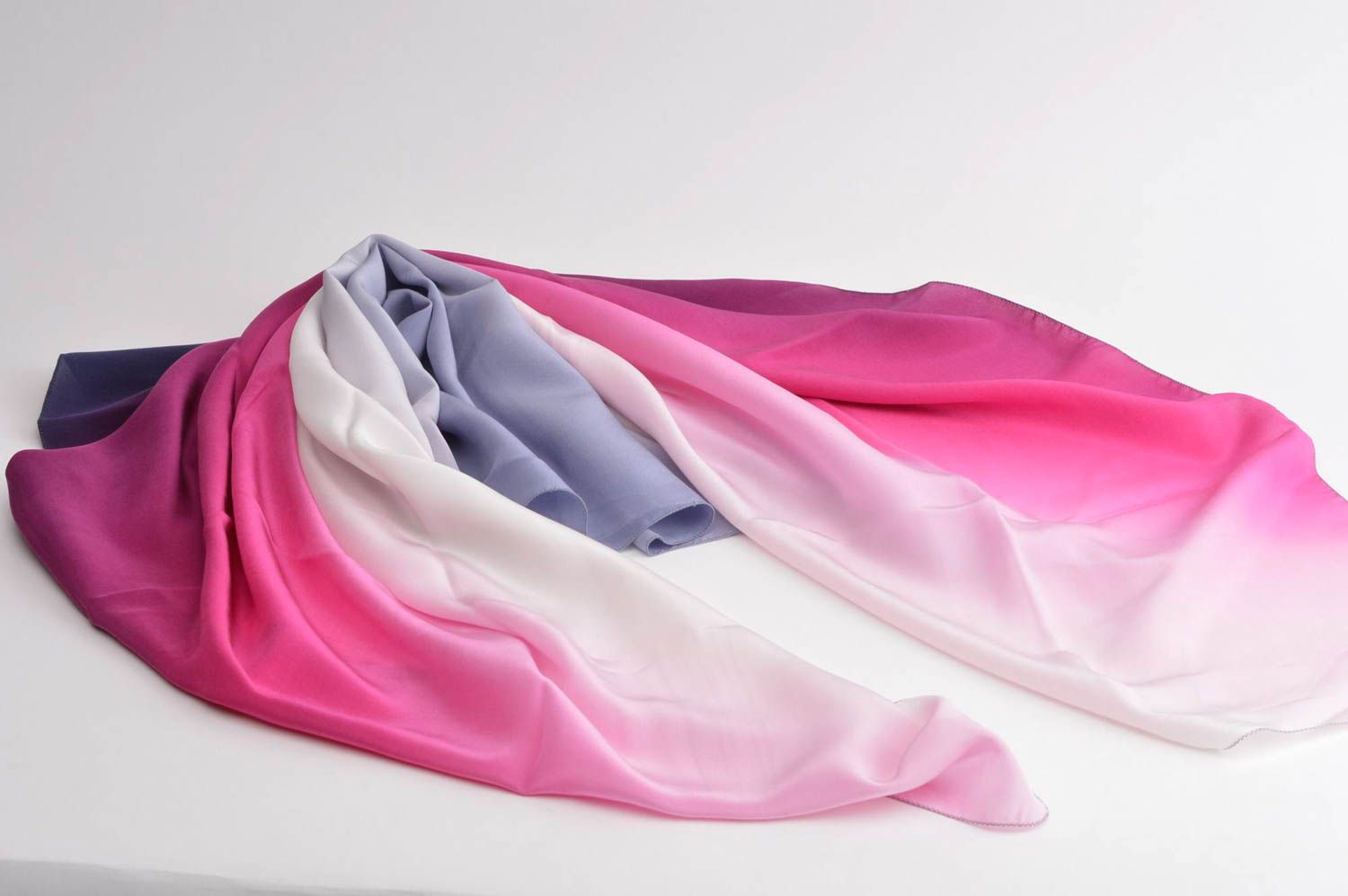 Платок ручной работы платок из шелка женский аксессуар розовый расписной фото 3