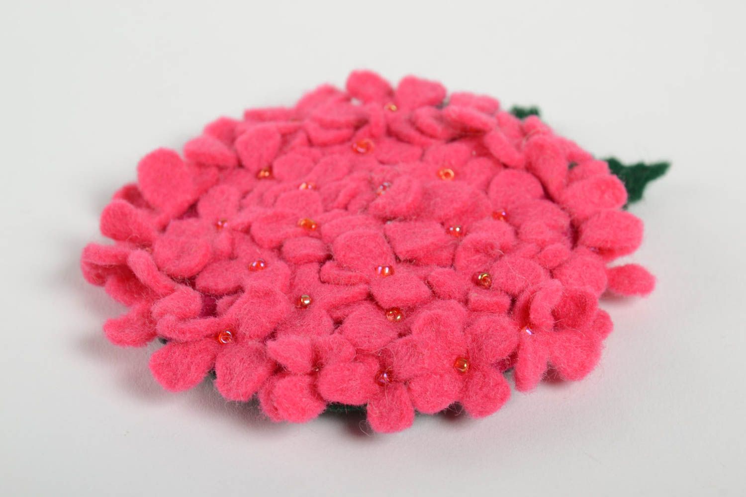 Handmade Blumen Brosche Schmuck für Frauen Designer Accessoire aus Filz rosa foto 2