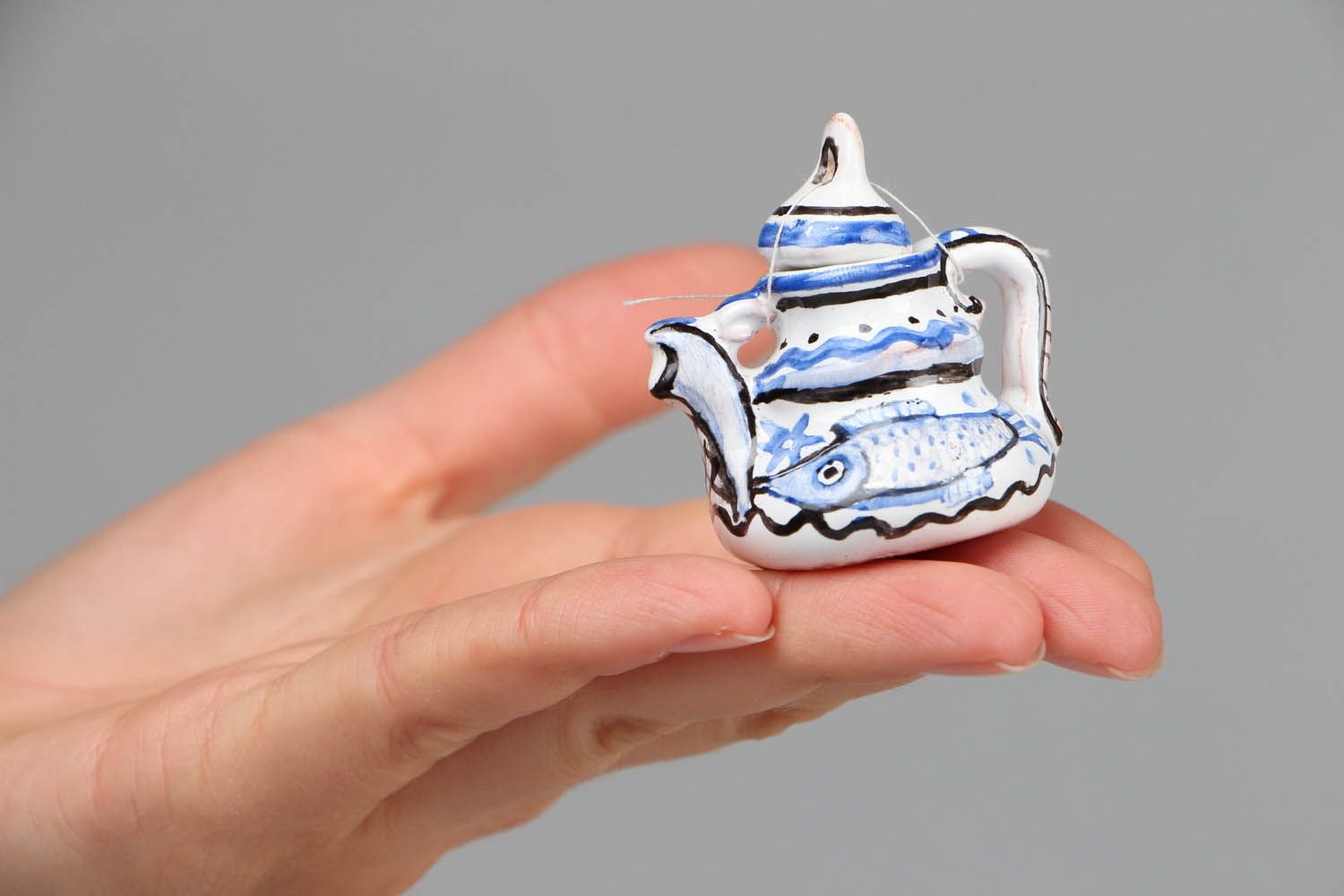 Ceramic teapot with fish photo 4