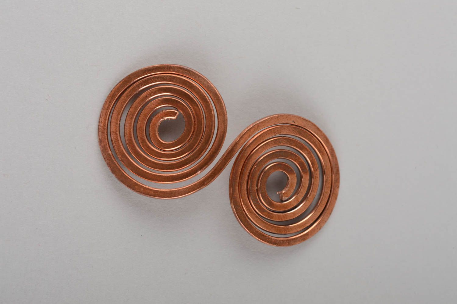 Handmade cute designer accessory made of metal copper brooch for clothes photo 5