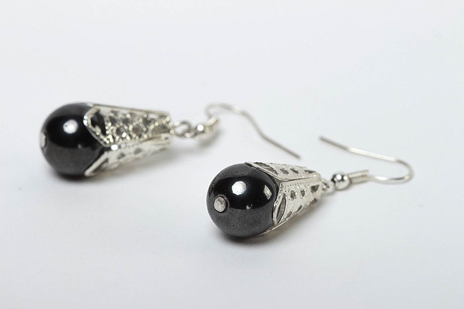 Perlen Ohrhänger handmade Ohrringe Geschenk für Frauen mit Hämatit schwarz  foto 3