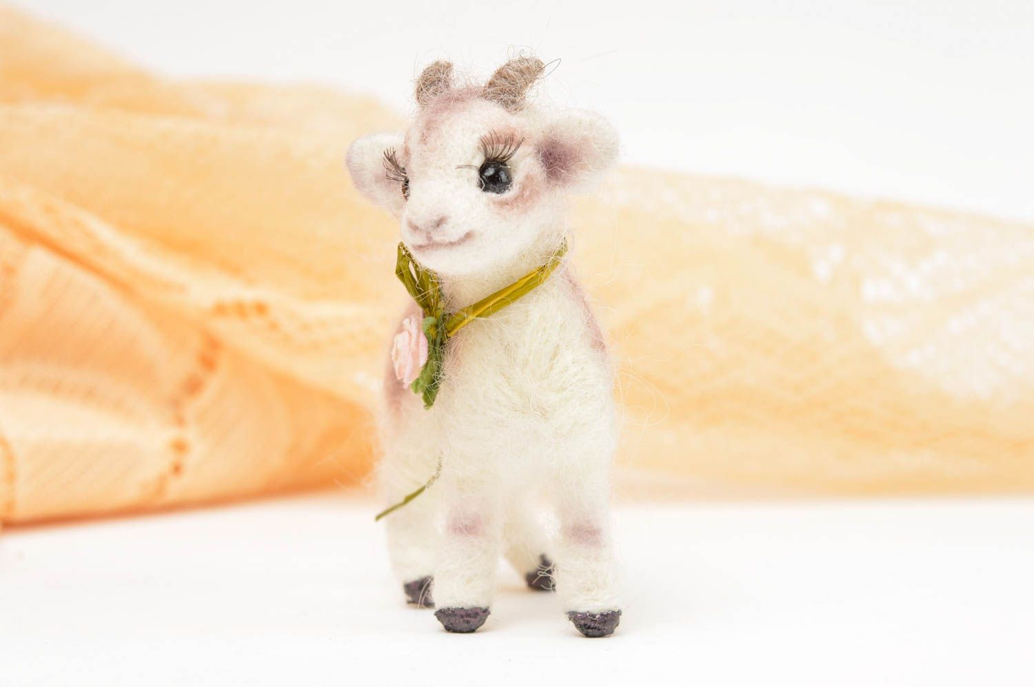 Peluche décorative fait main Jouet en laine Cadeau enfant Chèvre mignonne photo 2