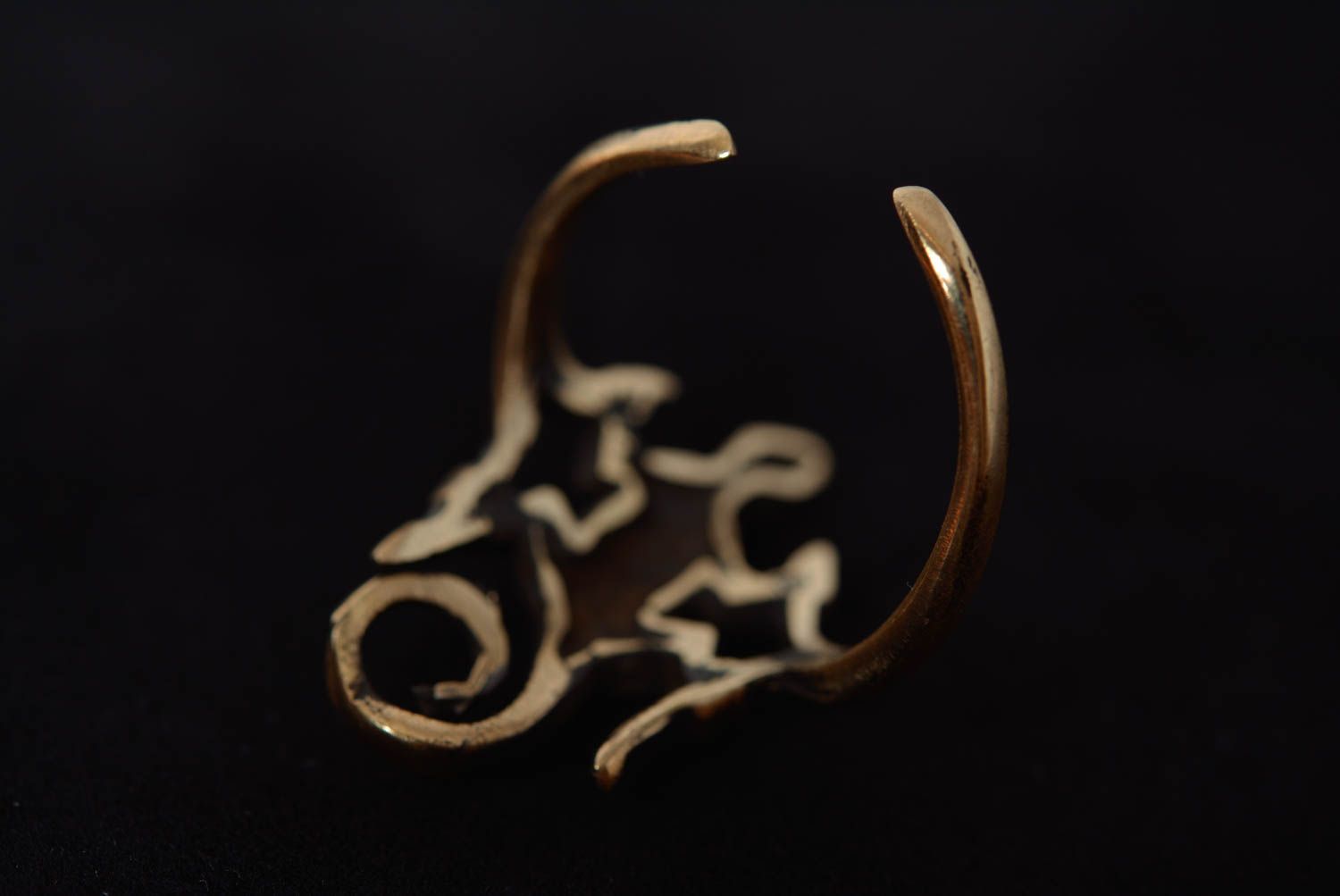 Anillo de bronce artesanal con forma de lagarto fundido de talla ajustable foto 5